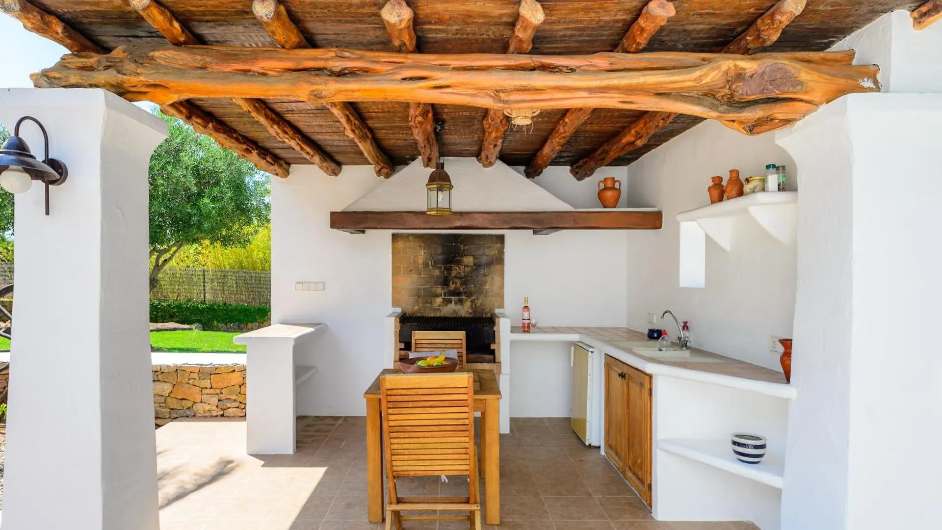 Villa Can Curreu Sant Carles de Peralta
